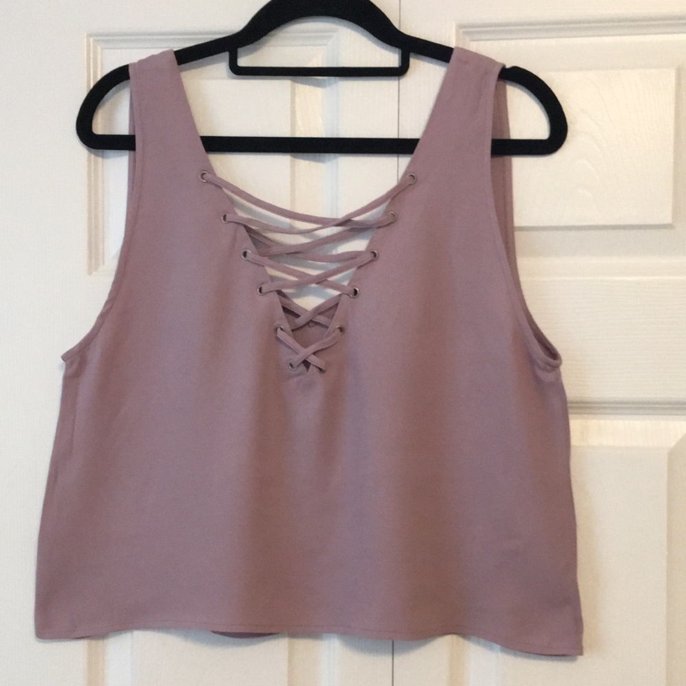 💰 3/$25 BUNDLE 💰 Criss Cross Front Crop Top from Forever 21